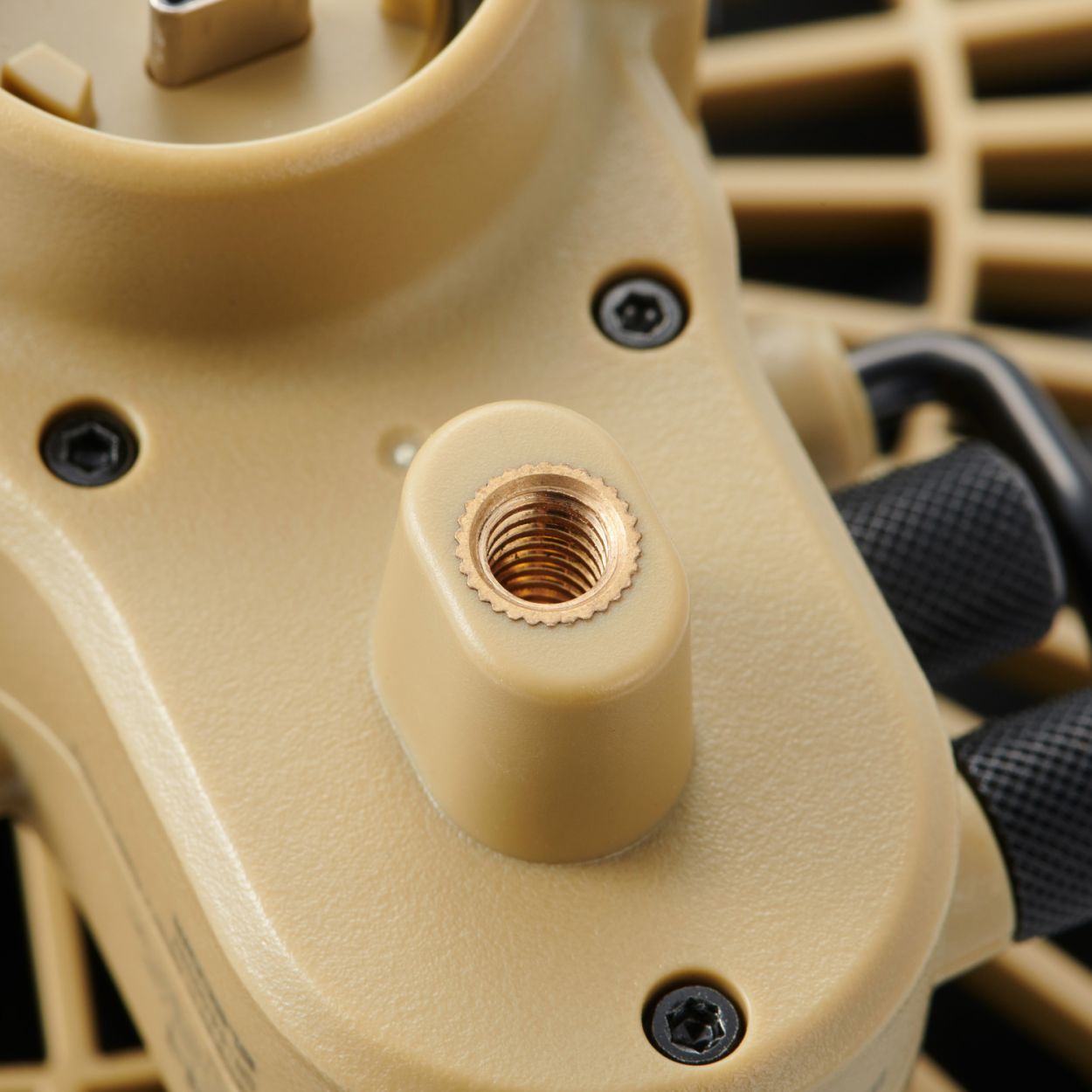 closeup image of tripod threading on the beige NESTOUT outdoor portable fan | perfect outdoor fan for camping, fishing, backpacking, canoeing, and more